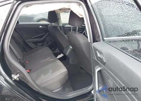 2019 Volkswagen Jetta 1.4T R-Line/1.4T S/1.4T Se z USA, uszkodzony, nr VIN 3VWC57BU6KM066573